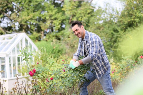 Keyboard navigation and structured content for local garden services